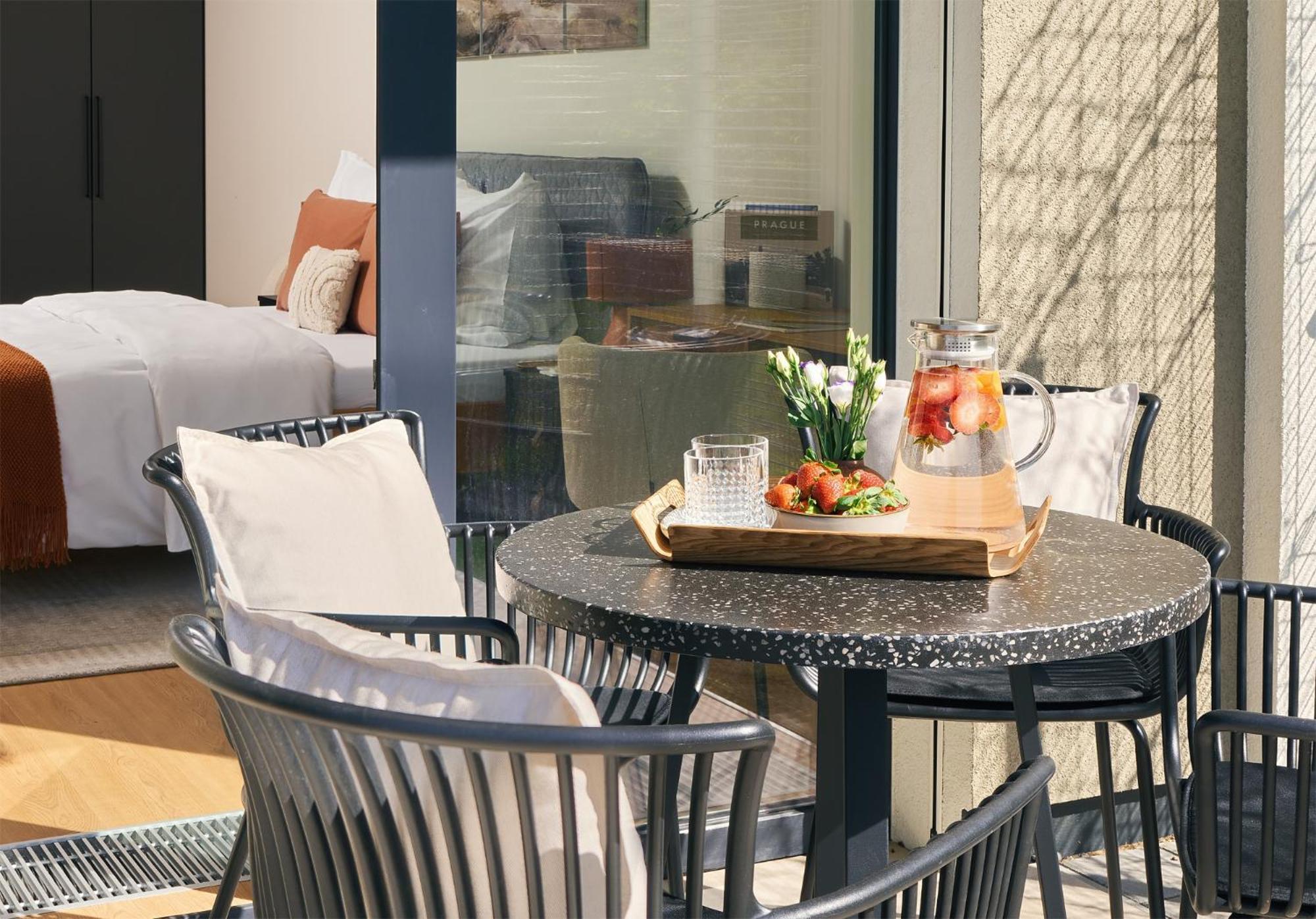Beta Home - Garage, Air Condition, Garden, At Metro Prague Ngoại thất bức ảnh